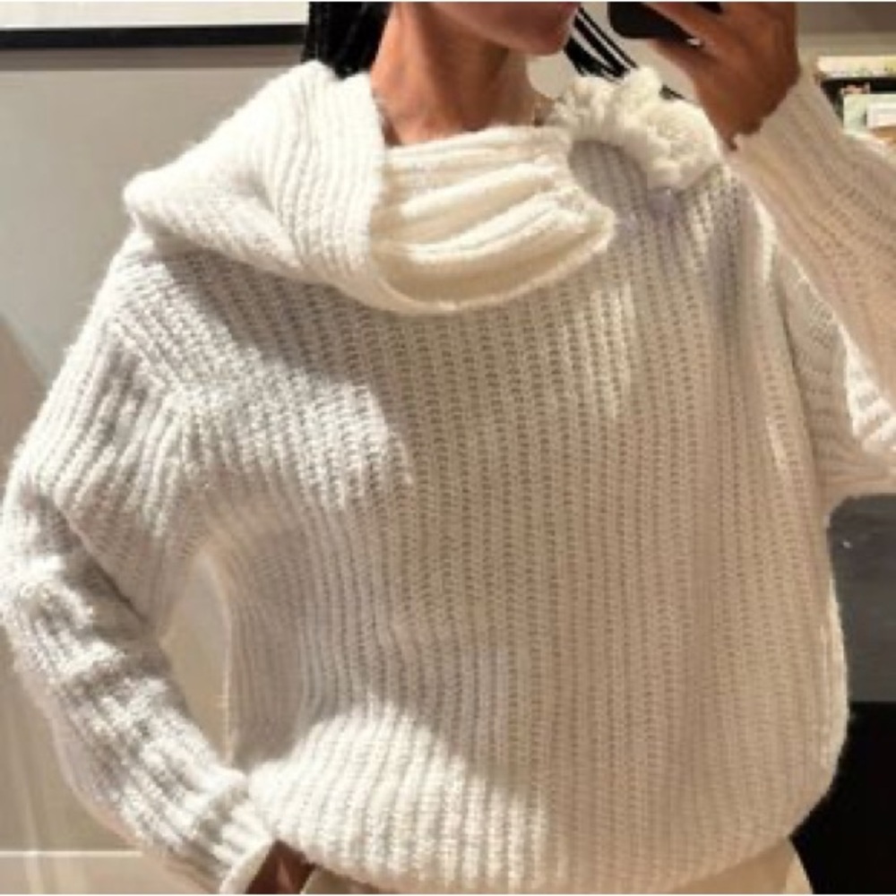 Zara Blogger Favorite White off the shoulder Sweater. Size Small